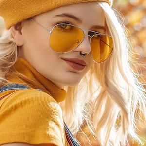 BEADED DESIGN HINGE CLOSE FASTENING HOOP WITH CRYSTAL CENTRE - 8MM