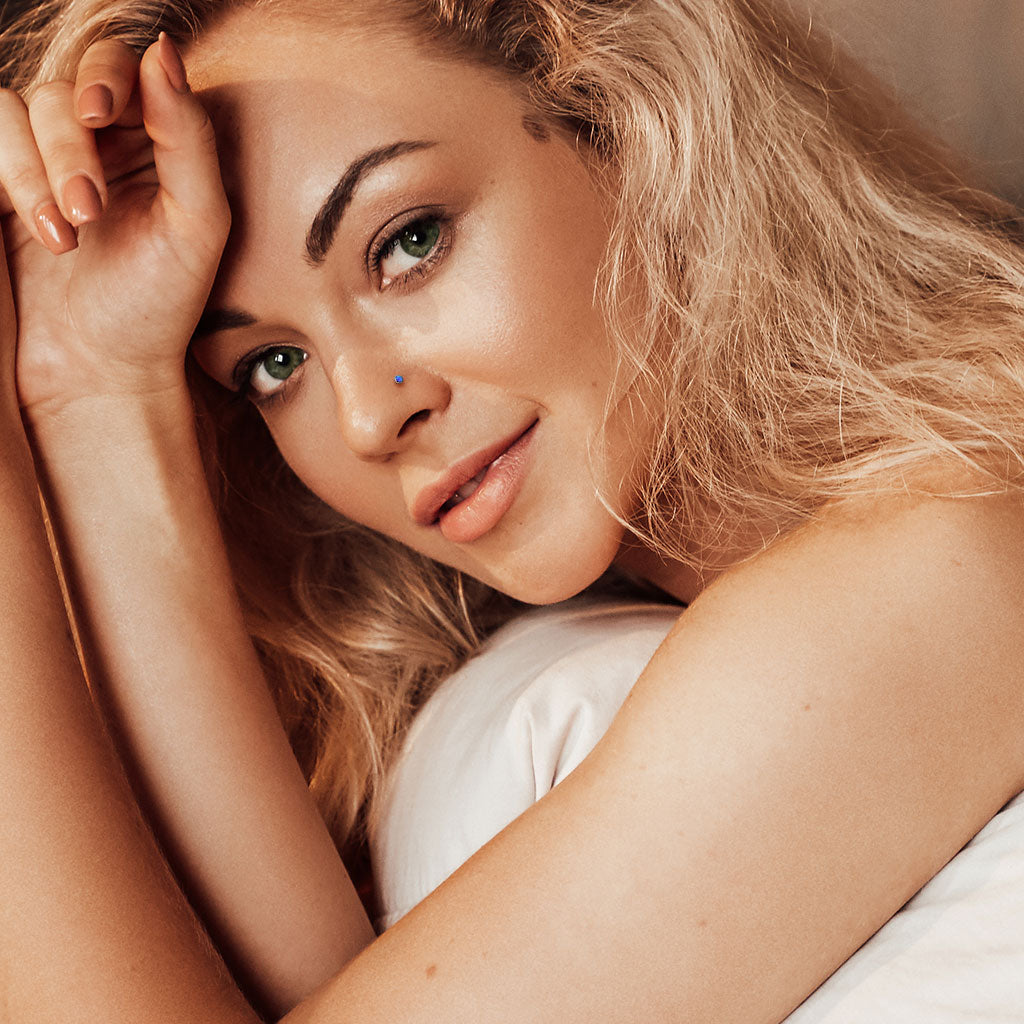 TITANIUM OPAL DAINTY CORKSCREW NOSE STUD - 20 GAUGE - 6MM