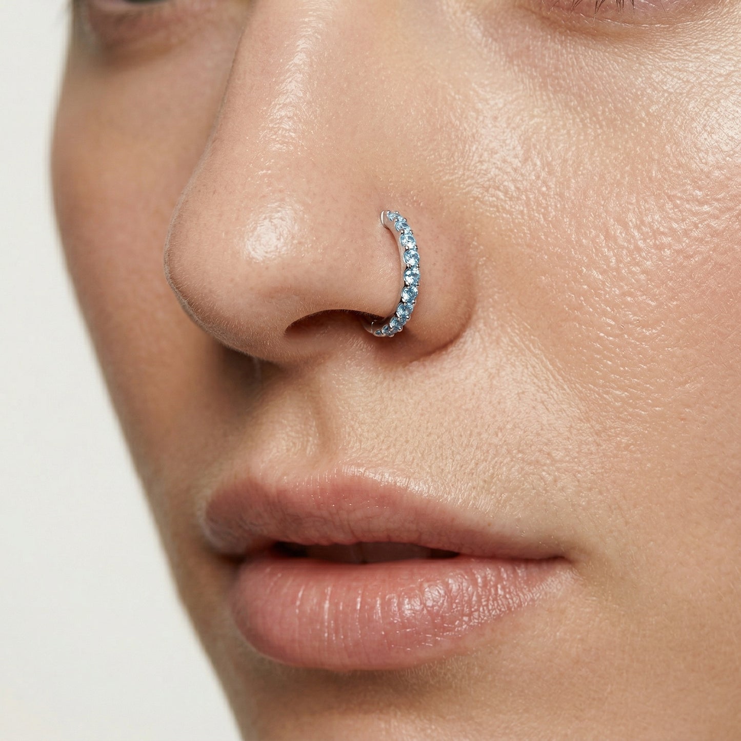TITANIUM 8MM BLUE CRYSTAL LINED RING- 20 GAUGE HOOP FOR NOSE & EAR