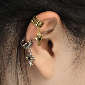 CROSS CHARM EAR CUFF - NON PIERCING