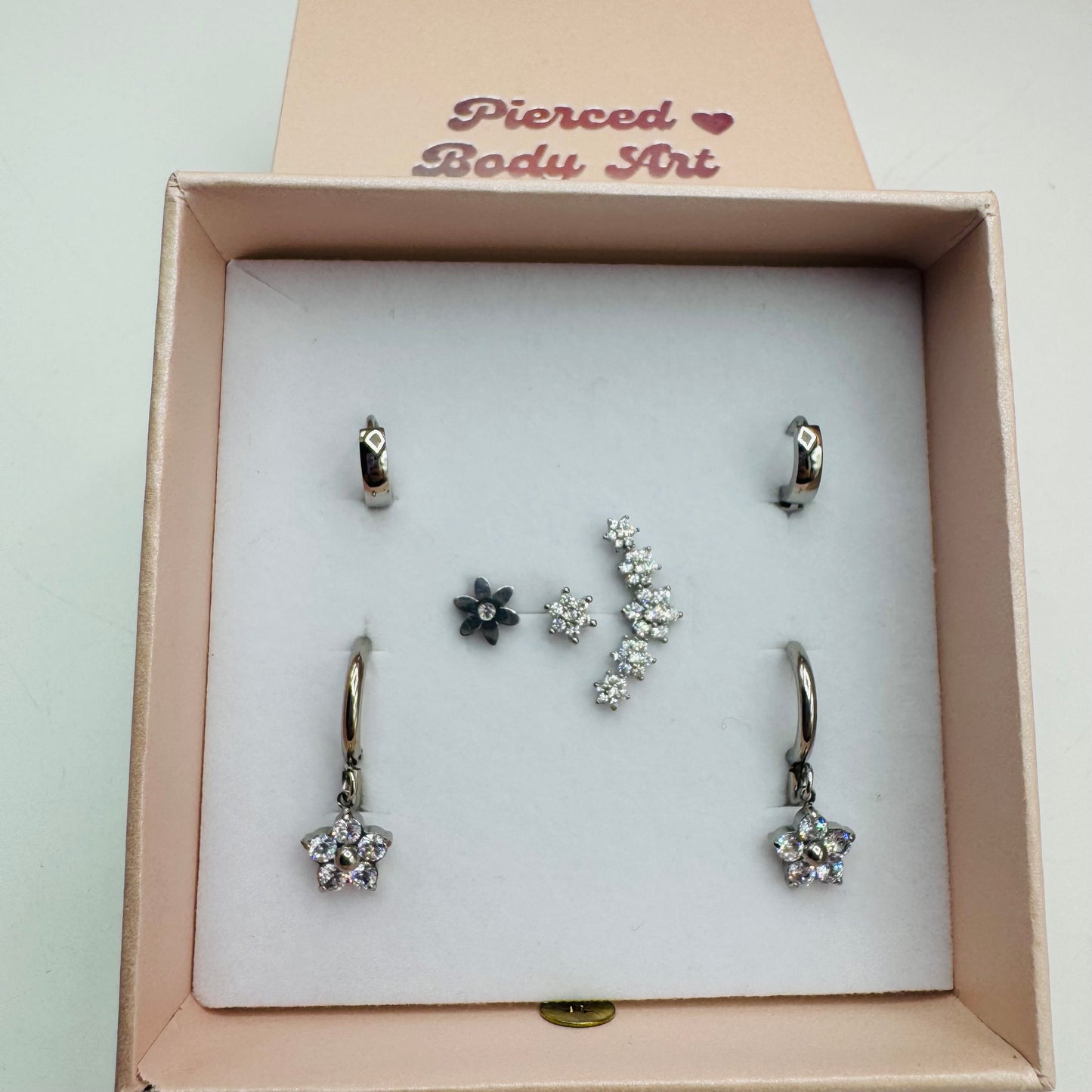 FLOWERS BLOSSOM EARRING STYLING BUNDLE