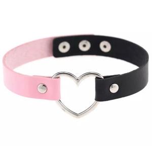 HEART FAUX LEATHER CHOKER NECKLACE