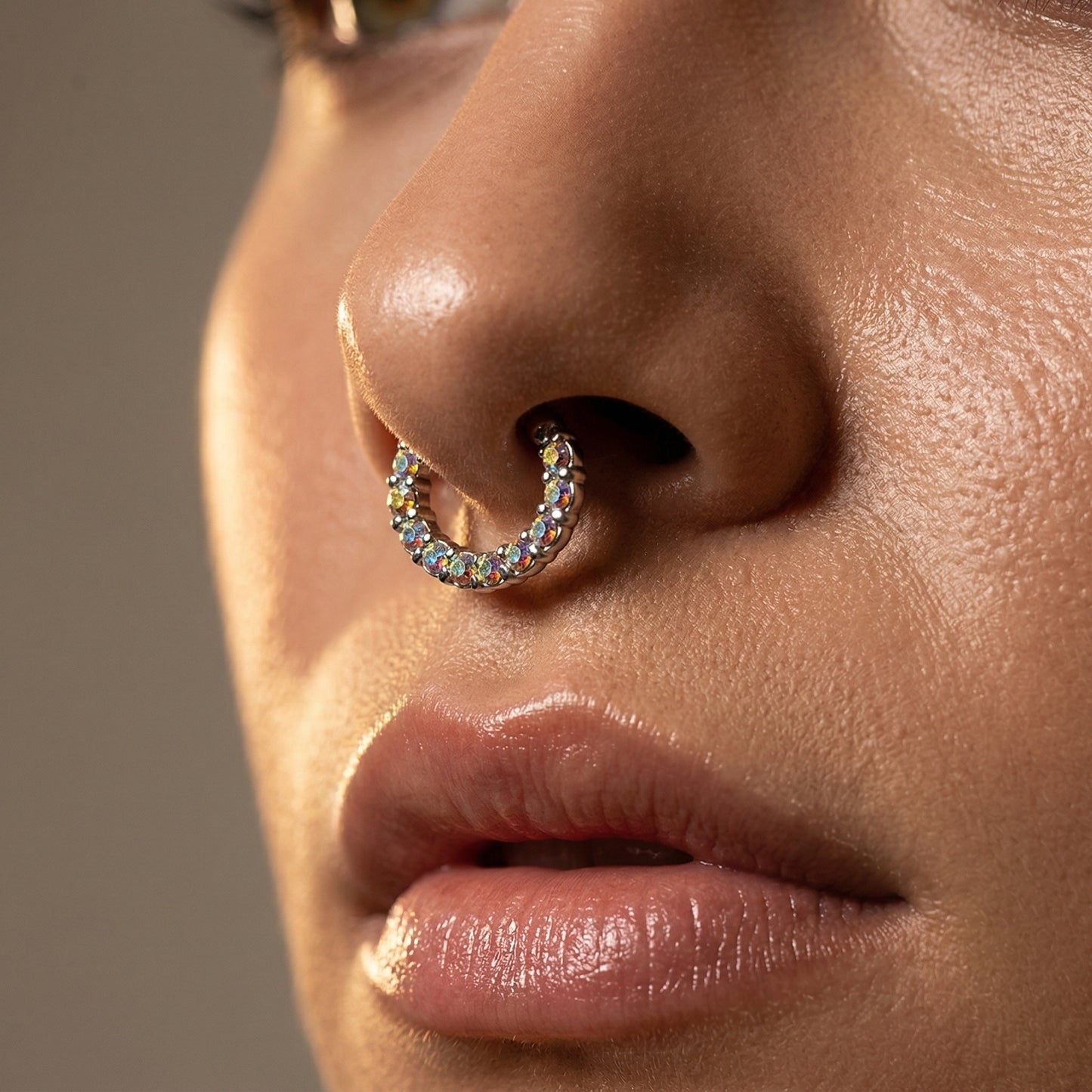 CRYSTAL LINED CLICKER HOOP FOR SEPTUM & DAITH - 10MM